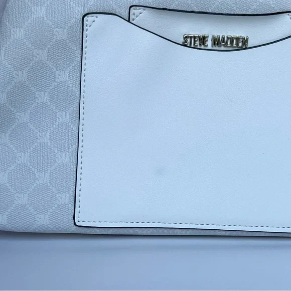 Steve Madden Bparker White Logo Handbag Purse, pouch, ID holder NWT - Picture 11 of 12